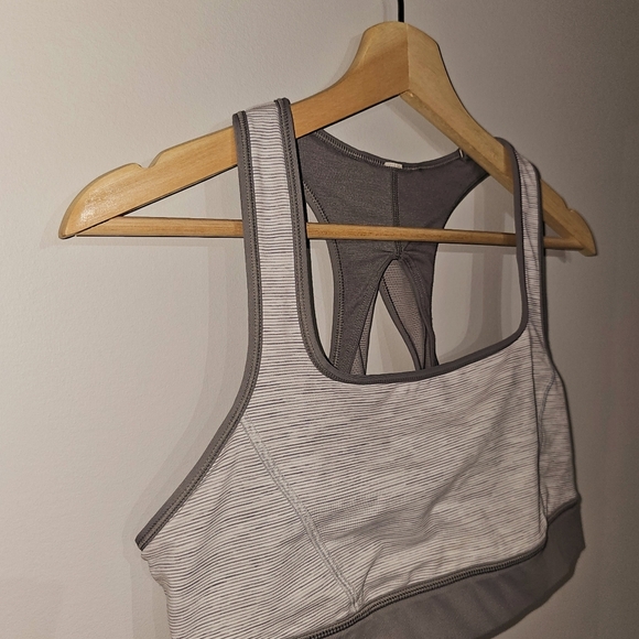 Lululemon Women's Grey and Silver Bra 36D - Picture 3 of 4